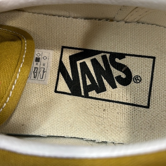 Vans tie front sneaker - Picture 5 of 6